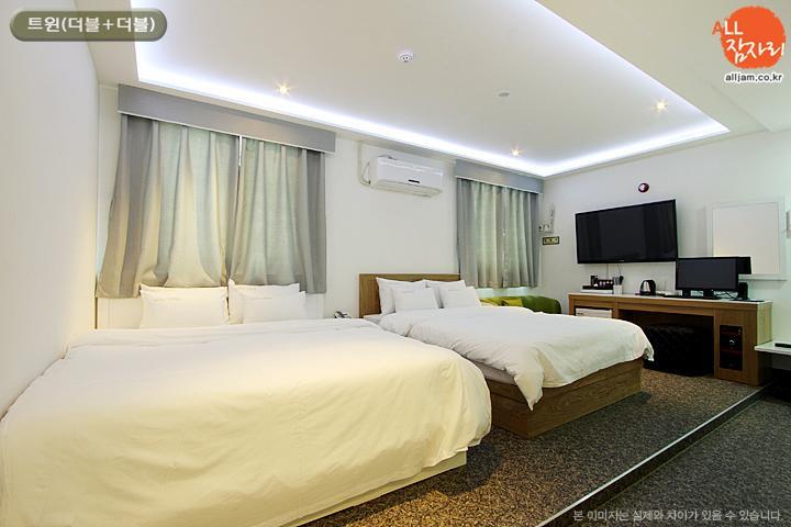 The Hotel Bon Σουγόν Δωμάτιο φωτογραφία