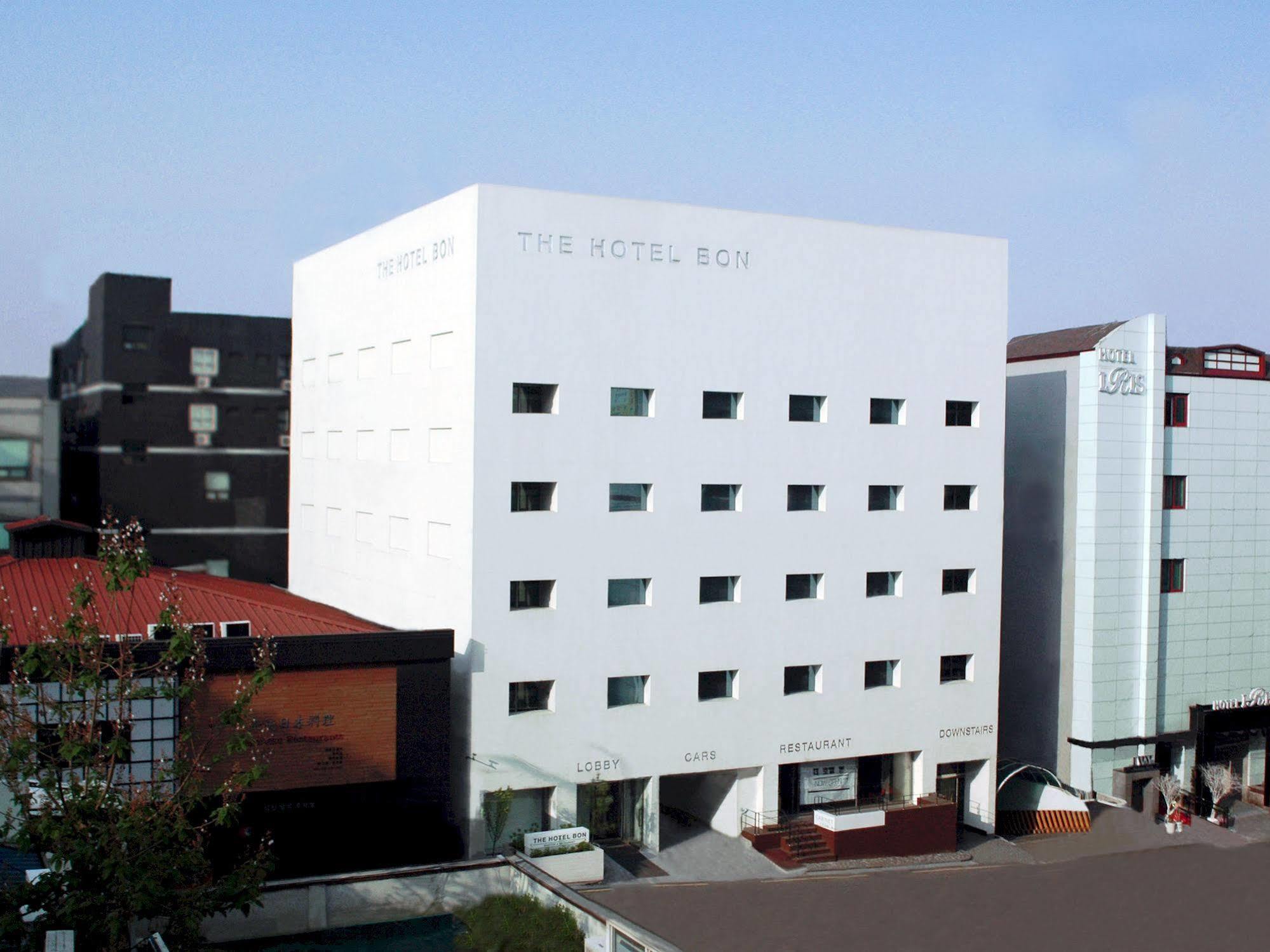 The Hotel Bon Σουγόν Εξωτερικό φωτογραφία