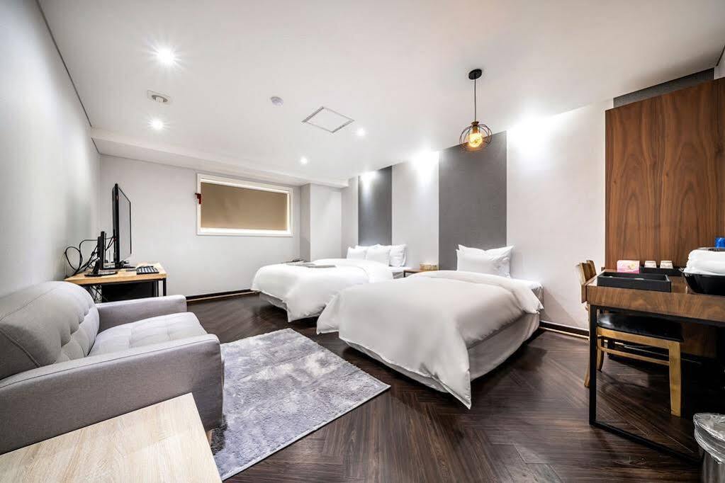The Hotel Bon Σουγόν Εξωτερικό φωτογραφία